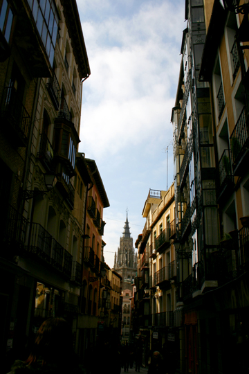 Toledo's narrow streets