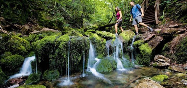 Canada hiking trails