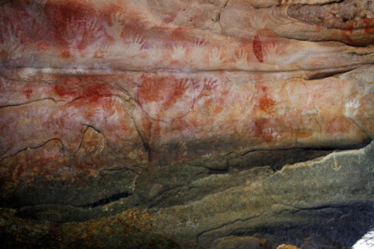 Blue Mountains aboriginal cave paintings