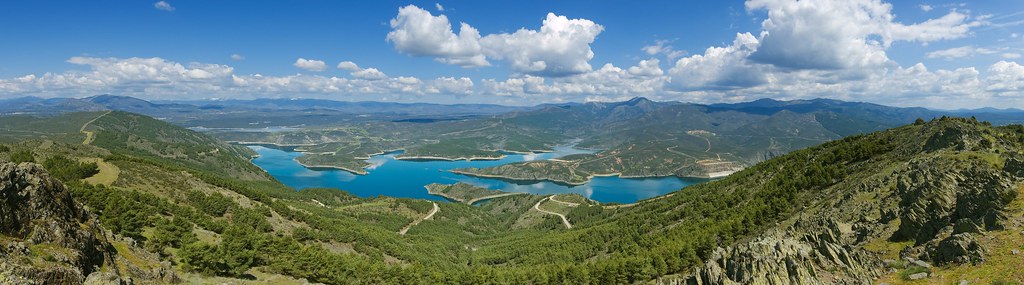 Madrid nature: Patones de Arriba to Cancho de la Cabeza hike