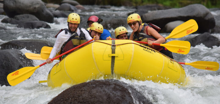 Río Pacuare river rafting, Costa Rica