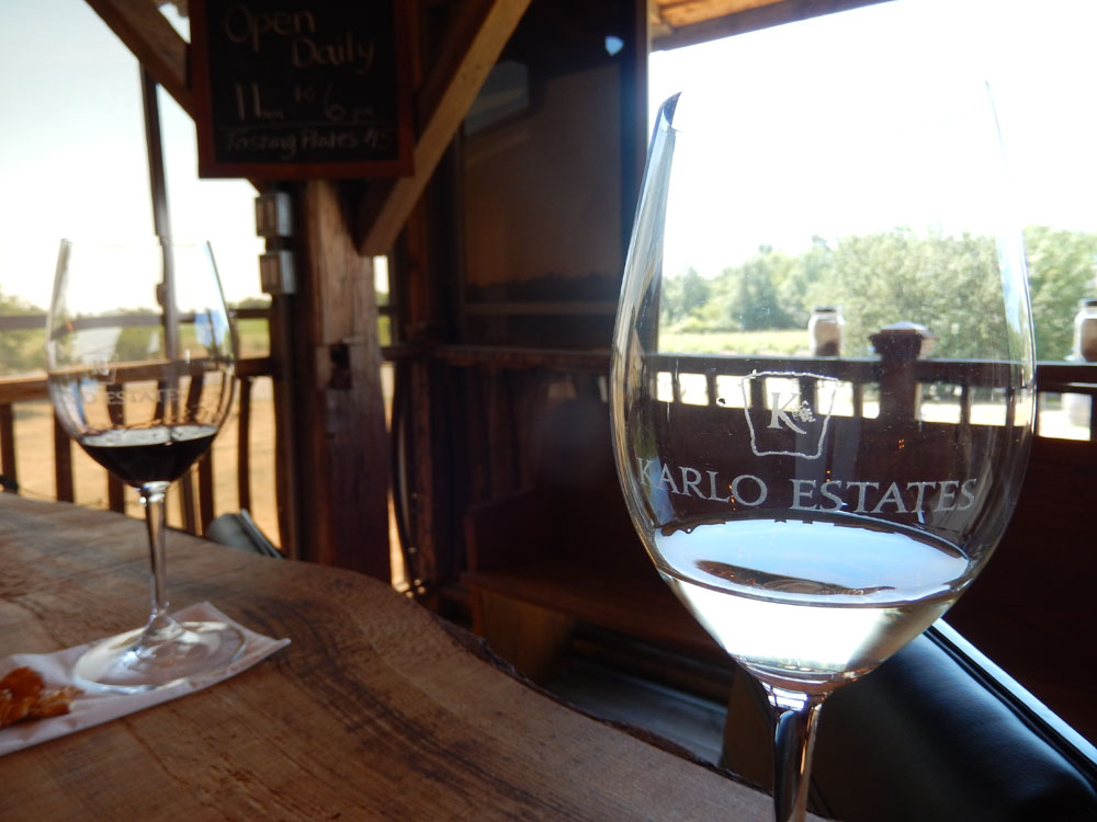 Wine Tasting, Canada: Karlo Estates