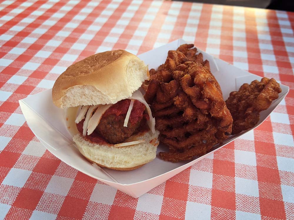 Knott's meatball sub