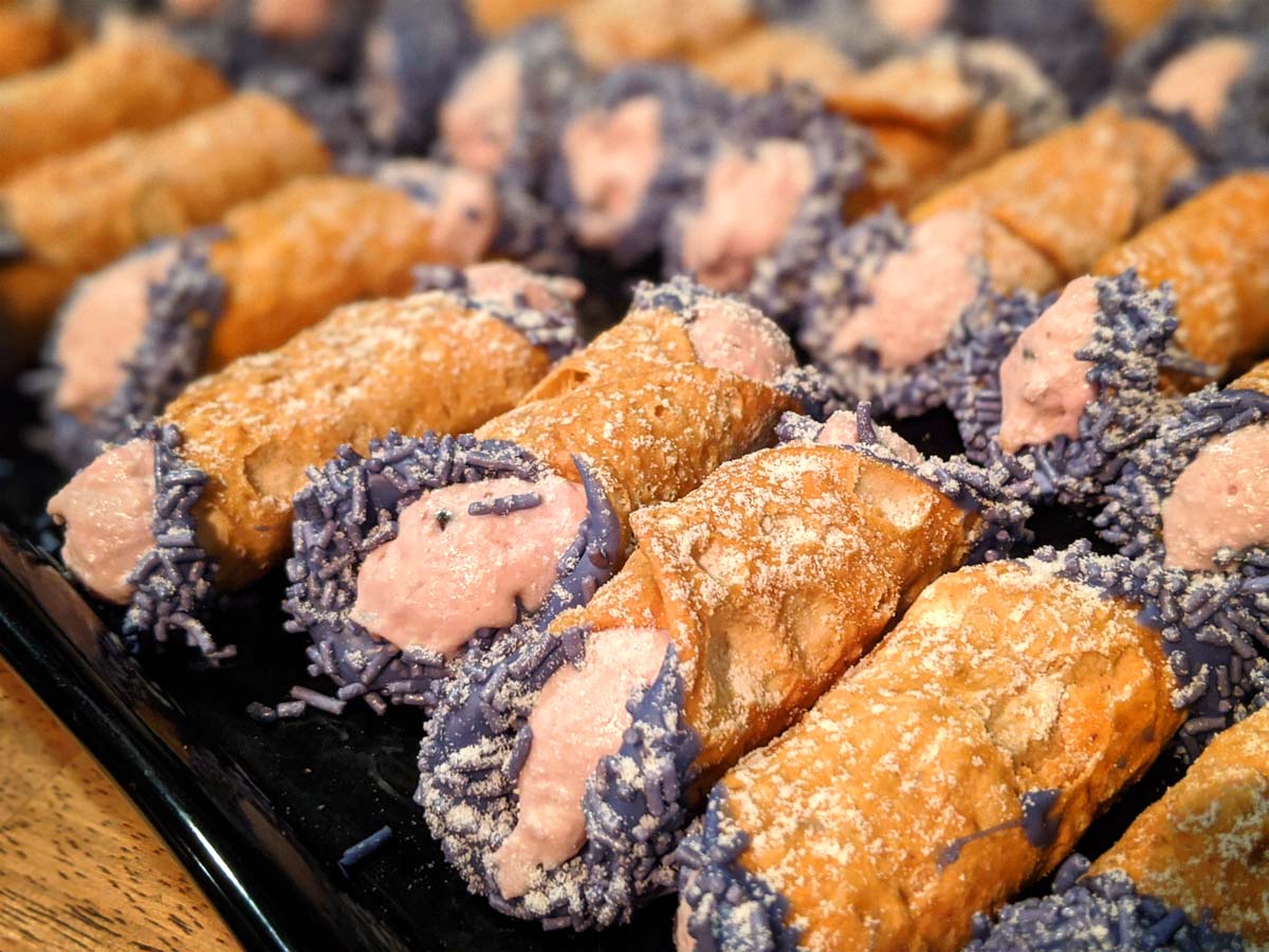 Boysenberry cannoli