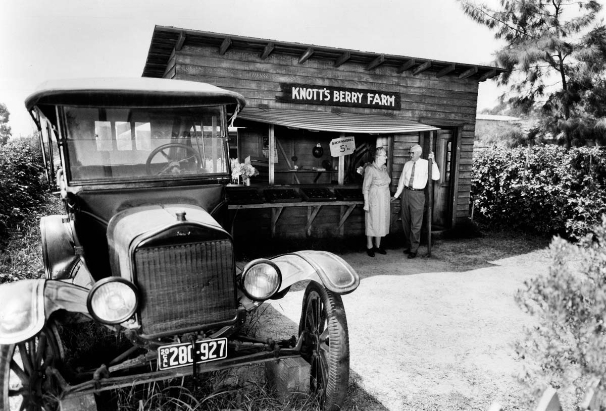 Knott's boysenberry stand 1920