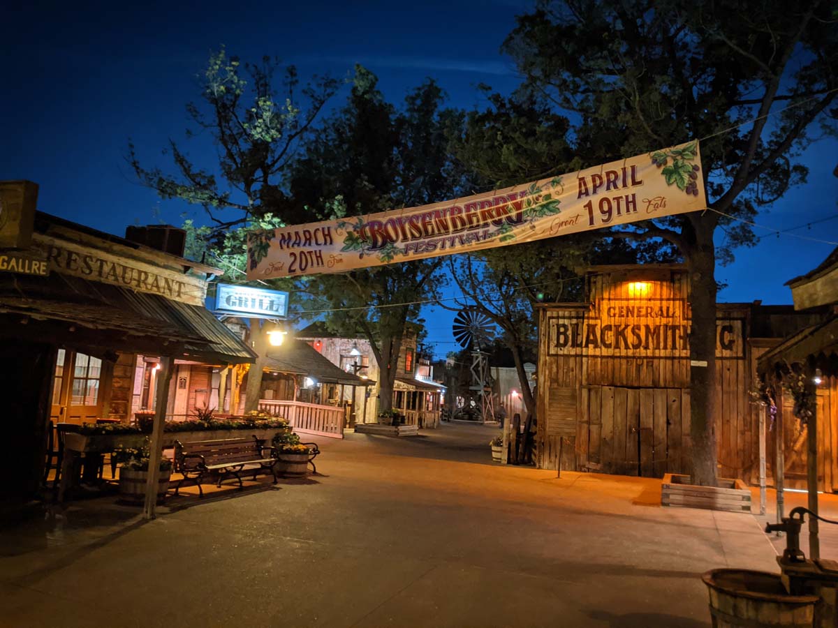 Knott's Ghost Town